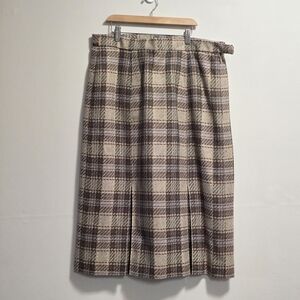 Vintage Plaid Women's Skirt in Brown and Cream